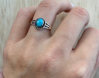 Turquoise Ring. Size 4.5 & 5.5