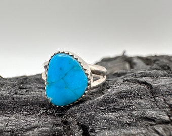 Sterling Silver Kingman Turquoise Ring Size 8.5