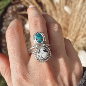 Sterling Silver White Buffalo and Cloud Mountain Turquoise Ring Size 7.5