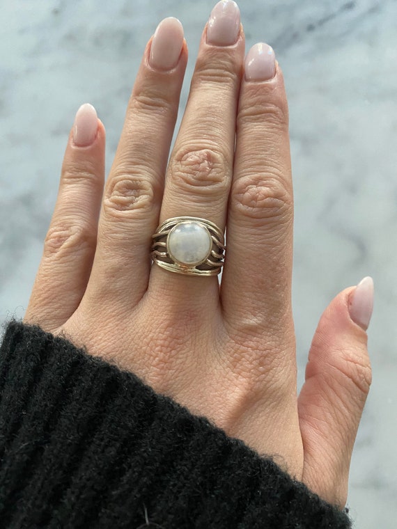 Natural Rainbow Moonstone Ring, 925 Sterling Silver Ring, Round Moonstone  Ring, Handmade Ring, Blue Fire Ring, Moonstone Ring, Gift for Her - Etsy