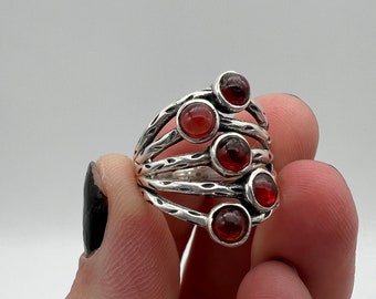 Sterling Silver Garnet Ring. Size 6.25.