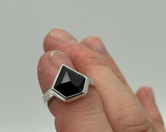 Black Spinel Shield Ring. Size 6.