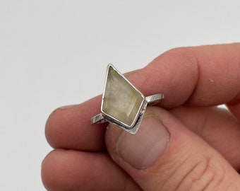 Golden Reutilized Quartz Kite Ring. Size 7.25.