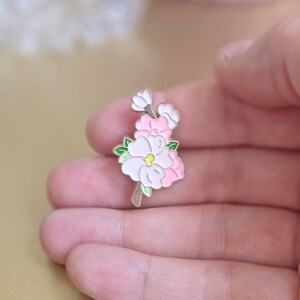 Pink Flower Pin / Accessories