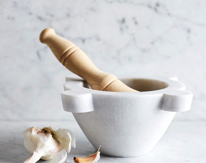 Elegant White Marble Mortar and Pestle Italian Marble Wine Glass Design