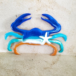 Crab wall hanging with shimmer sand and starfish, Crab, Crab art, Crab bathroom, Crab decor, Crab gifts, Crab in resin, Crab wall art