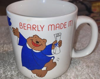Vintage RUSS " Bearly Made it" Graduation Coffee Cup Mug 3-1/2" Korea