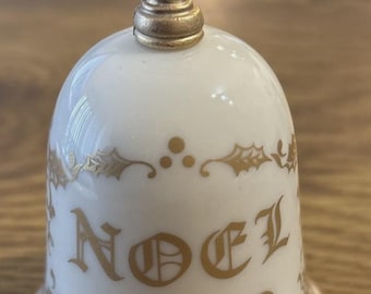 Noel 1982 Porcelain Christmas Bell Sleigh Scene 4"T Currier & Ives