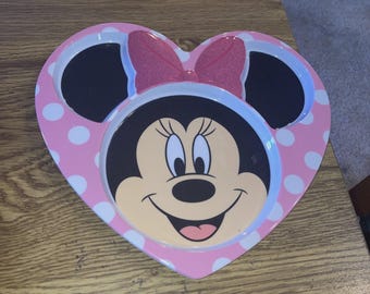 Zak! Designs Disney's Minnie Mouse Heart Shaped Bowl, 3 sections