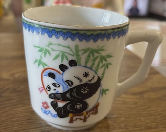 Cits Guangzhou China International Travel Service Coffee Cup Mug Pandas 3-1/2"