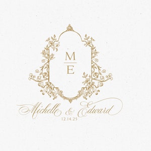 Könnte beinhalten: Ein goldener Blumenrahmen mit den Initialen "M & E" und dem Text "Michelle & Edward 12.14.25".