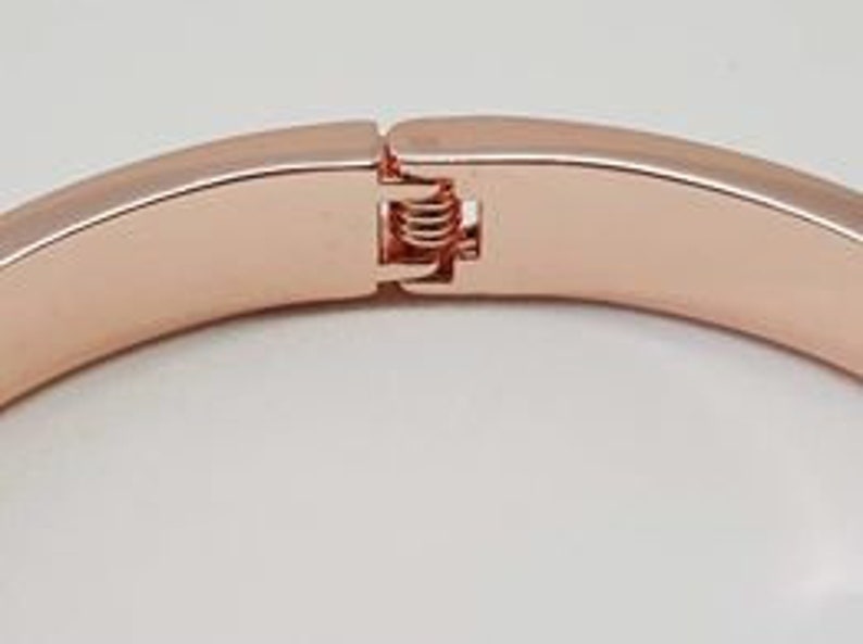 Fashion Pearl Shape Bangle in Rose Gold image 6