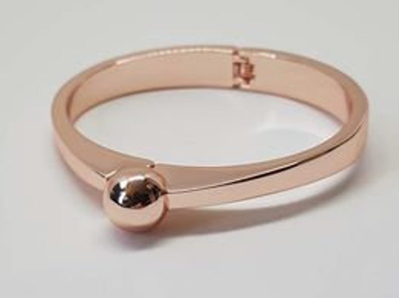 Fashion Pearl Shape Bangle in Rose Gold image 4