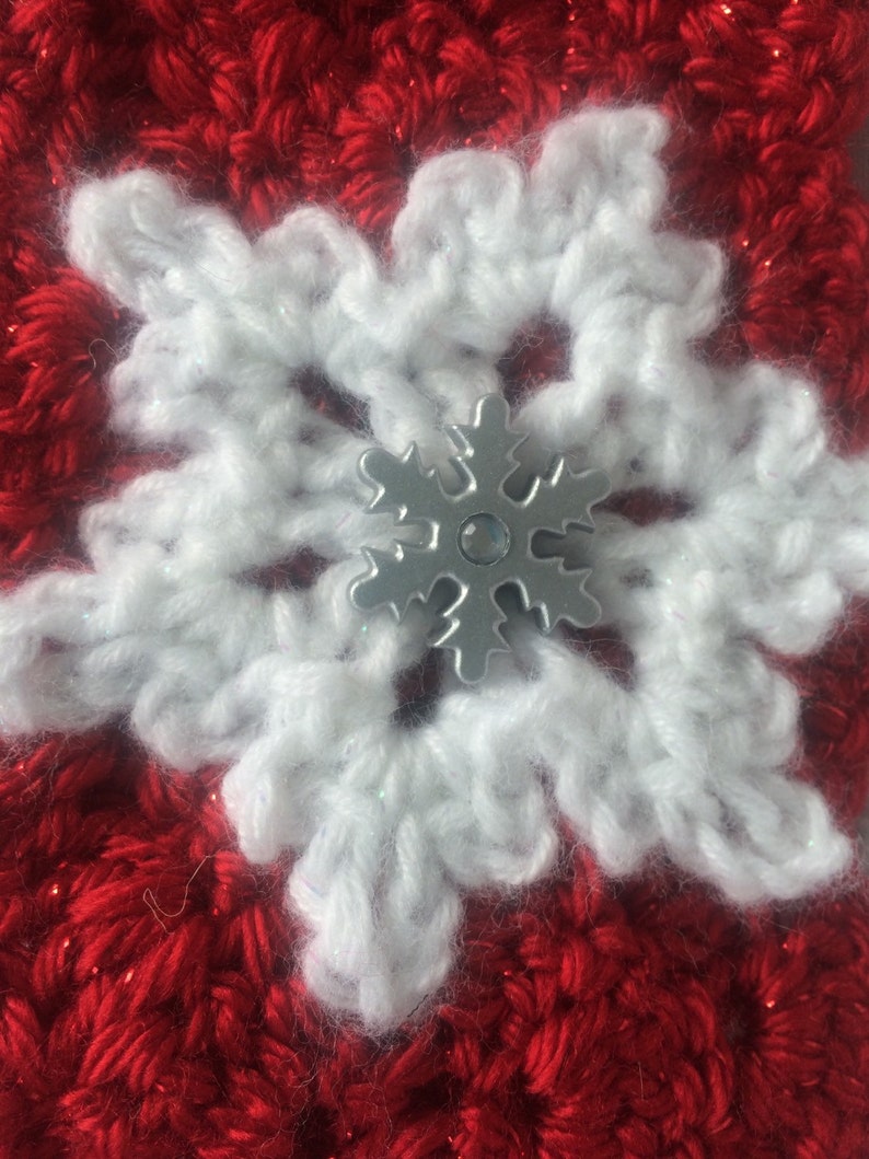Snowflake Girl/'s Christmas Ear Warmer Christmas Headband Winter Headband Crochet Red Ear Warmer Scarlet Red Ear with White Snowflake