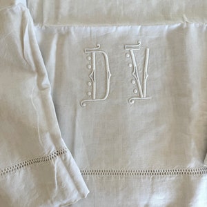 DV Monogram - 114 X 82  - Vintage Embroidered French Bed Linen - Flat Sheet - Queen Size - Embroidered Bedding Wedding Gift