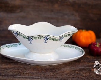 CLEARANCE - Vintage French Vintage Gravy / Sauce Boat - St Amand - 1920s