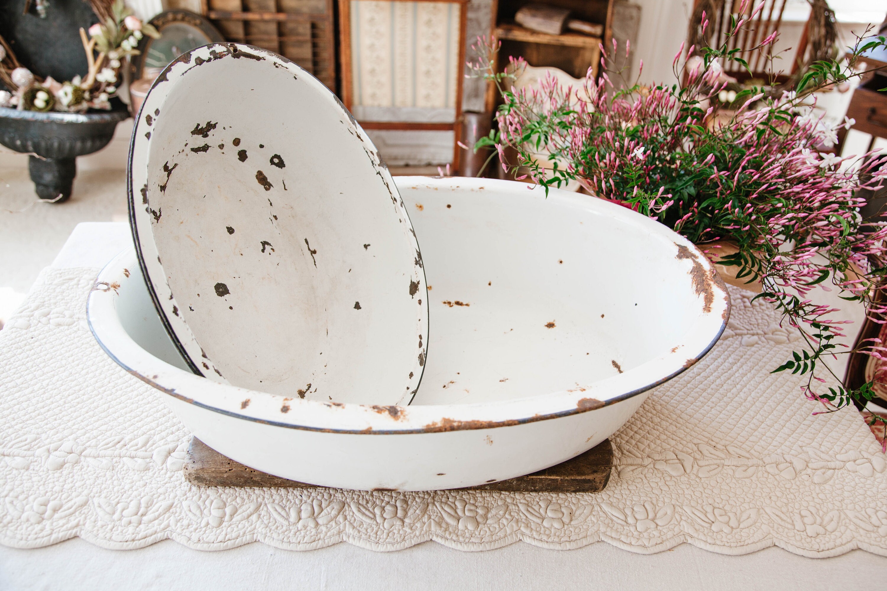 SALE 3 Vintage Large White Enamel Tubs Shabby Chic Etsy