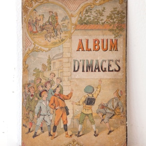 Raro: Impressão em papelão publicitário francês dos anos 1900 - Cena vitoriana - Country e Shabby Chic