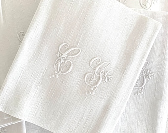 11 Vintage Monogrammed Napkins - White French Linen - C G Monogram - Vintage White Napkins -  Kitchen Towels - Vintage Embroidered Linen