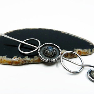 Shawl pin sterling silver, Cardigan pin, Labradorite Brooch, Accessory knitwear, Fastener jewelry