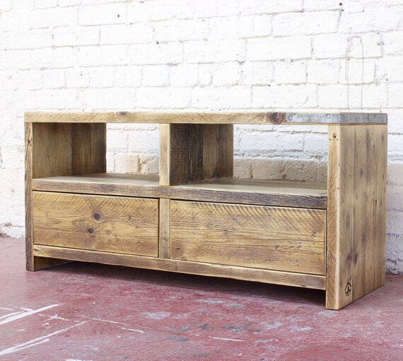 LUNA | Reclaimed Wood Media Unit