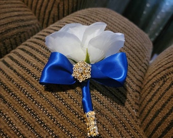 Boutonnieres made to order