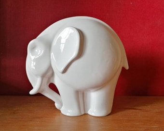 xl, Elephant statue white, elephant white, 80s decor, elephant ceramic white, 80s ceramics, Christmas gift, 80s design, elephant statue, 80s styling