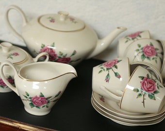 Chodziez, rose tea set, wedding styling, Chodziez tea set, porcelain roses, country wedding, bohemian tea set, shabby chic decor