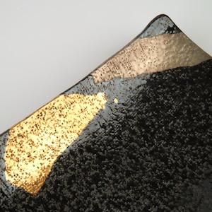 Vintage japanskt fat i guld och silver från mitten av 1900-talet, Studio keramik.