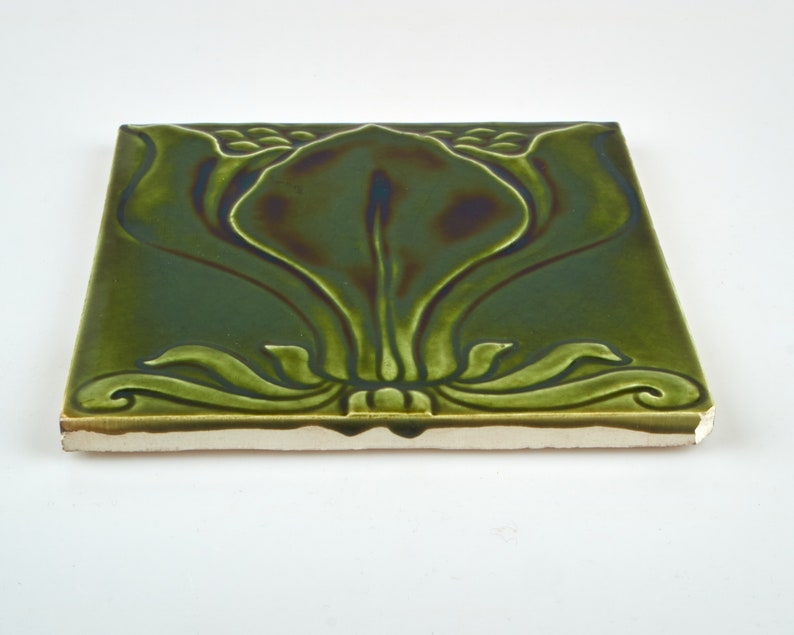 Antique 1900s English J Wade Art Nouveau magnolia flower pottery tile /& W