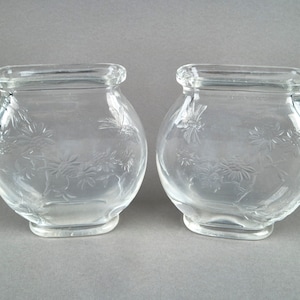 Pair of antique 1880’s Baccarat ‘rock crystal’ style intaglio bee and wasp glass vases