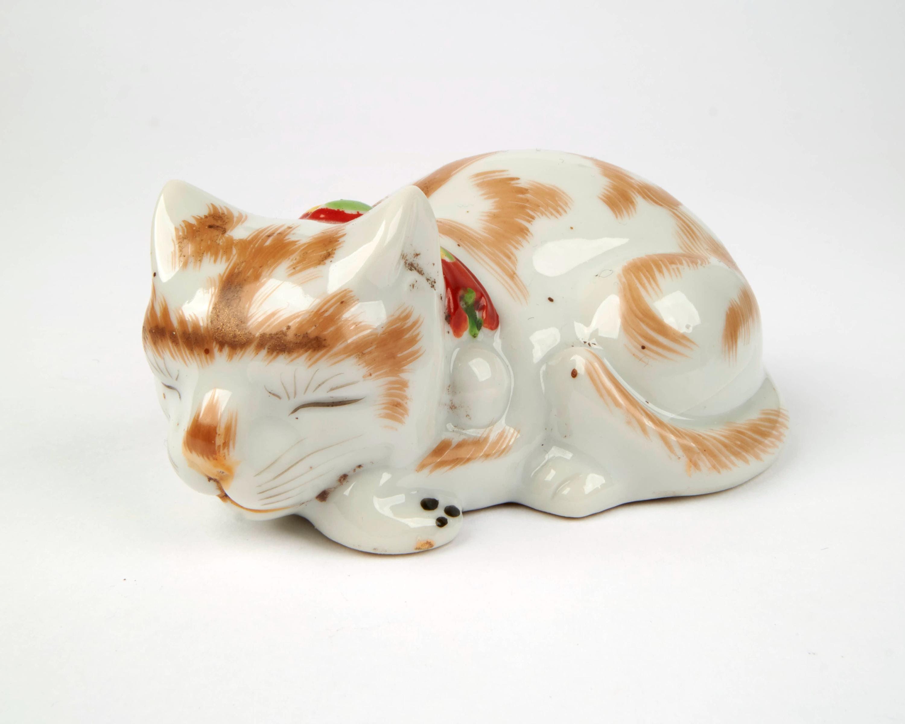 Vintage Porcelain Sleeping Cat - Etsy Canada