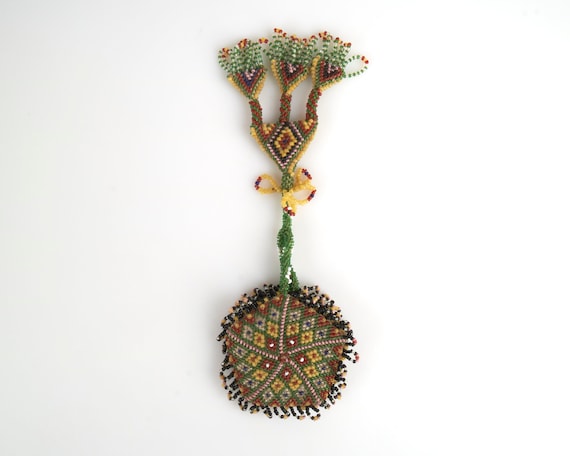 Antique late 19th early 20th century beadwork coi… - image 1