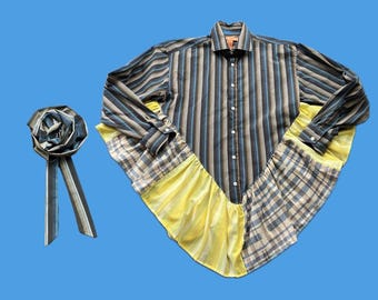 CS Groovy Ruffle Shirt with matching Prize Pin!!!! -Size L