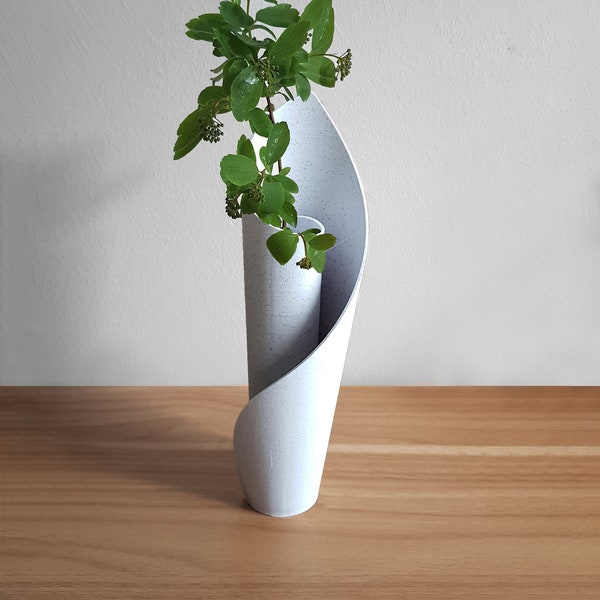 Vase LILY for lightweight flowers, Sustainable, Indoor, Modern, Minimalist, Original gift for her, Geometric, Home Decor, Desk accessory