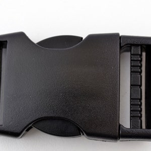 Black 3/4 Plastic Side Release Buckle – Sewing Supply Depot