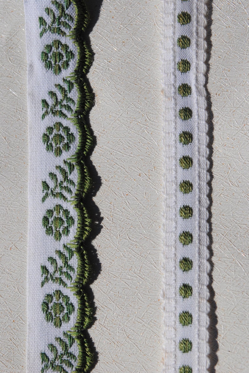 vintage 1960s olive green woven dots and flowers woven picot border on white all cotton lip trims edgings 2 bolts 10 meters each