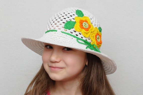 sun hat with flowers