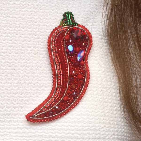 Piment broche perlée piment rouge broche piment bijoux broche de Noël perles bijoux faits à la main pour les femmes cadeau pour son cadeau d’amis