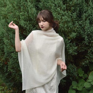 White Mohair Poncho – Sheer Knit Wrap, Bridal Cape, Lightweight Wedding Cover Up, Romantic Evening Shawl, Elegant  Accessory, Bridal Wear