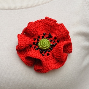 Poppy pin mom gift for womens gift|for|her Floral Crochet poppy brooch pins mother gift for mother red poppy Beaded poppy Womens Accessories