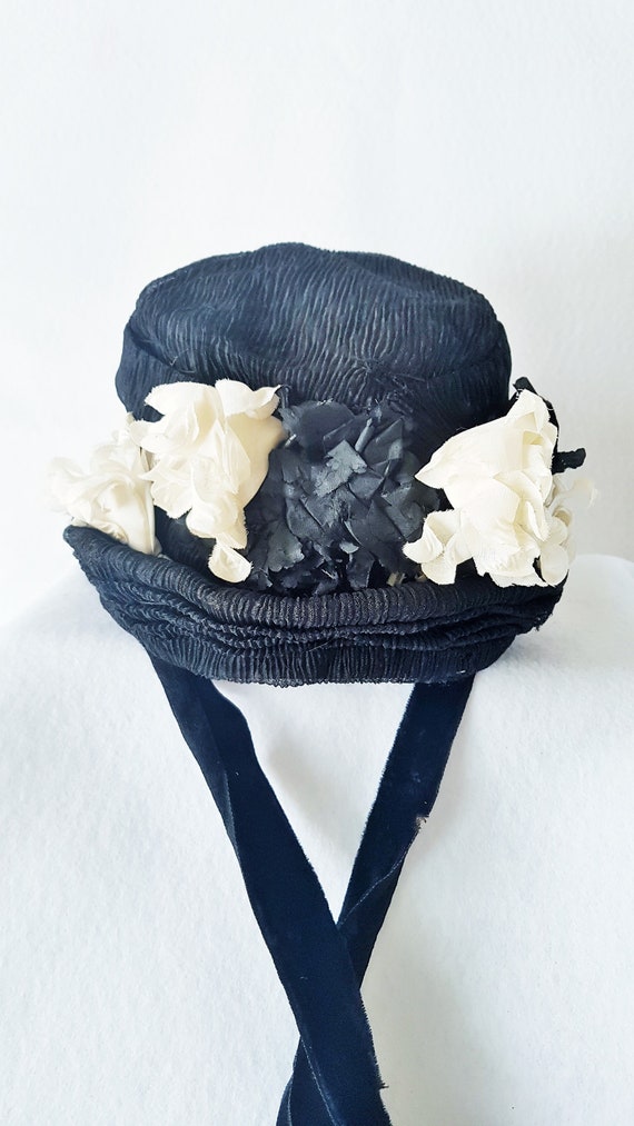 Hat Victorian Black Silk Mourning Bonnet, Lace & … - image 7