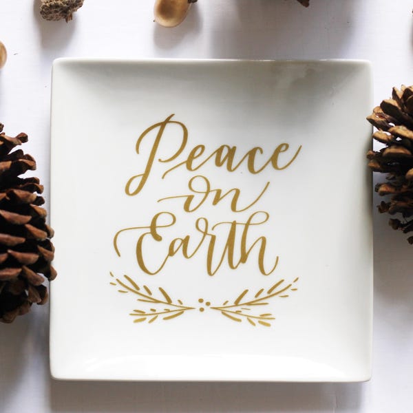 Christmas Jewelry Tray: Holiday Decor Dish (5"x5")
