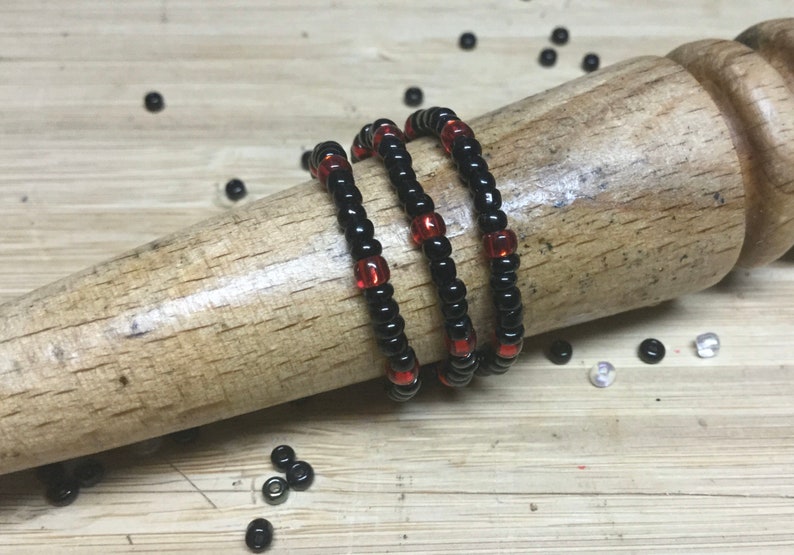 Black and red beaded ring, black and red tangle ring, beaded ring, triple strand ring no metal image 1