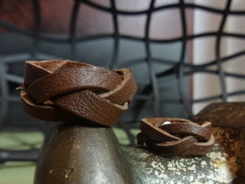 Leather rings, set of 2 Braided Leather rings,braided leather bands, braided bands, braided unisex rings, braid ring, men's rings bild 7