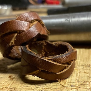 Leather rings, set of 2 Braided Leather rings,braided leather bands, braided bands, braided unisex rings, braid ring, men's rings bild 8