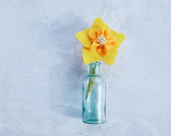 Daffodil flower, daffodil stem, daffodil gift, felted daffodil, Mother’s Day flower, teacher flower gift, spring flowers,