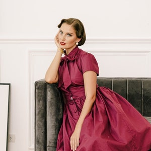 Fit and Flare Midi Dress in Burgundy, Boat Neck Swing Dress With Pockets,  Short Sleeve Party Dress, Mother of the Bride Dress 2336 -  Canada