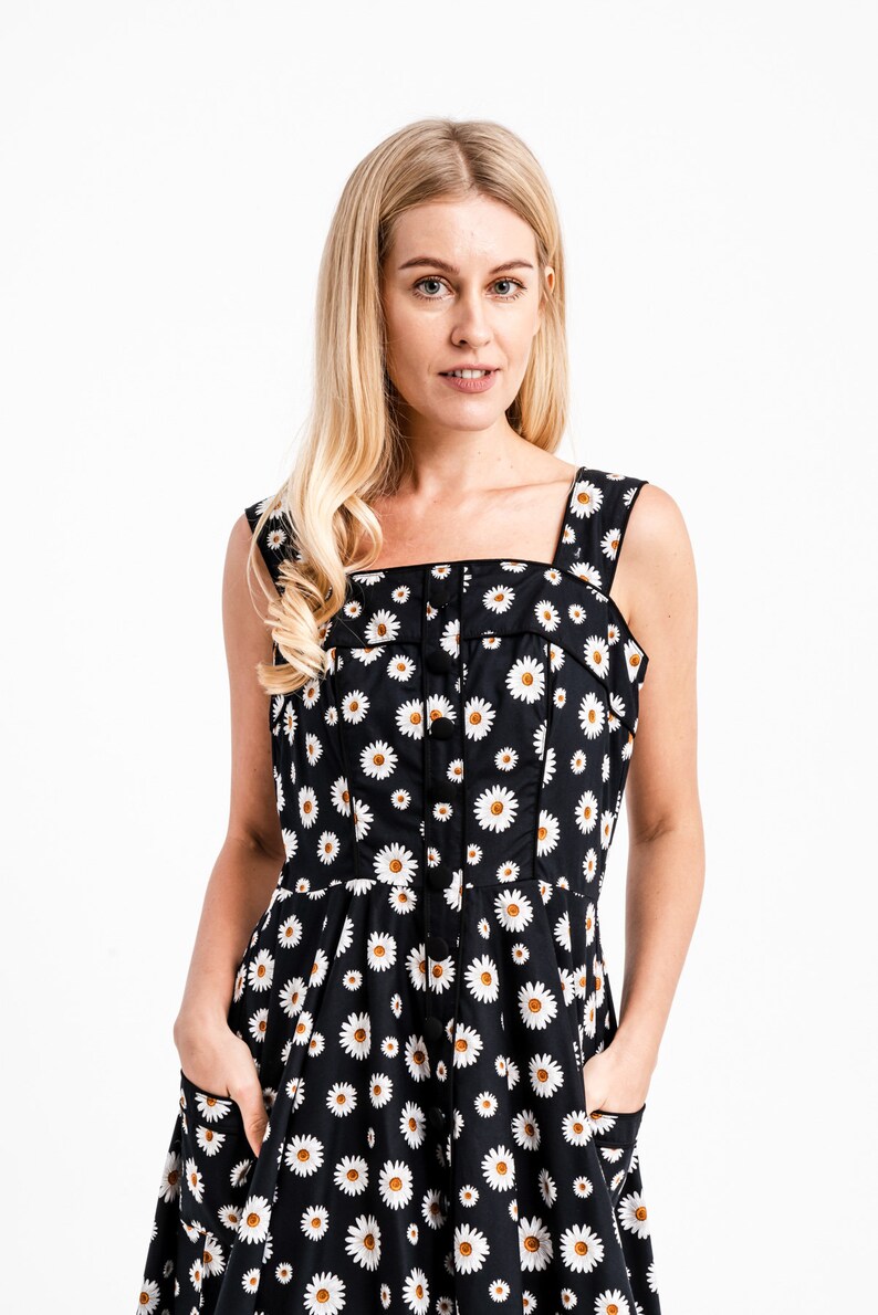 Black Daisy Flower Dress Daisy Dress Summer Dress Vintage Etsy