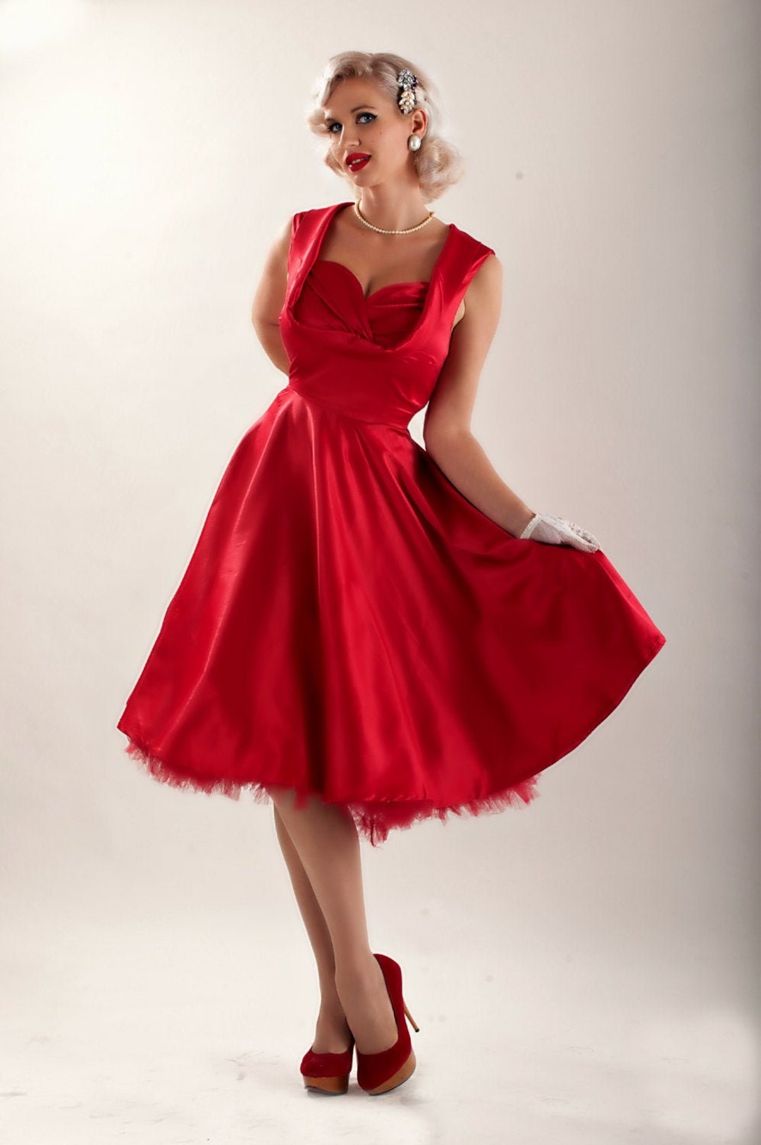 Se internettet skildring Outlook Red Christmas Dress Red Satin Dress Red Dress Red Prom Dress - Etsy